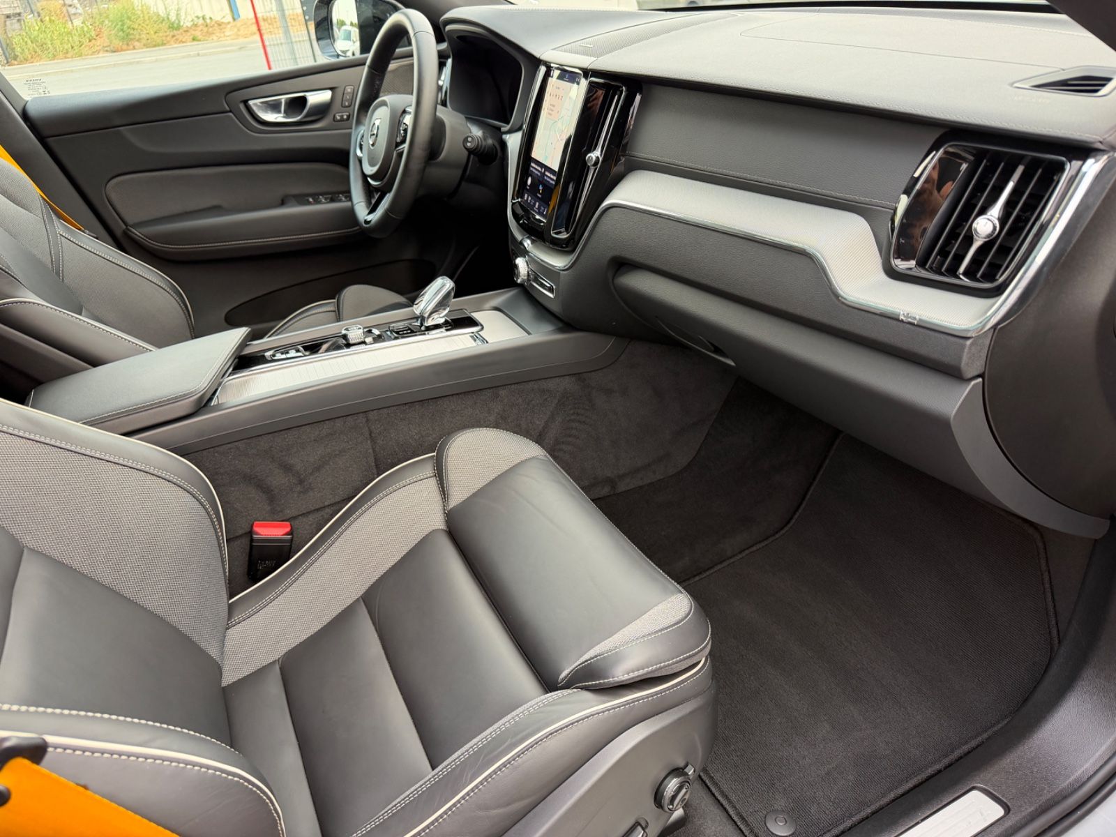Volvo XC60 Polestar Engineered Recharge Plug-In Hybrid