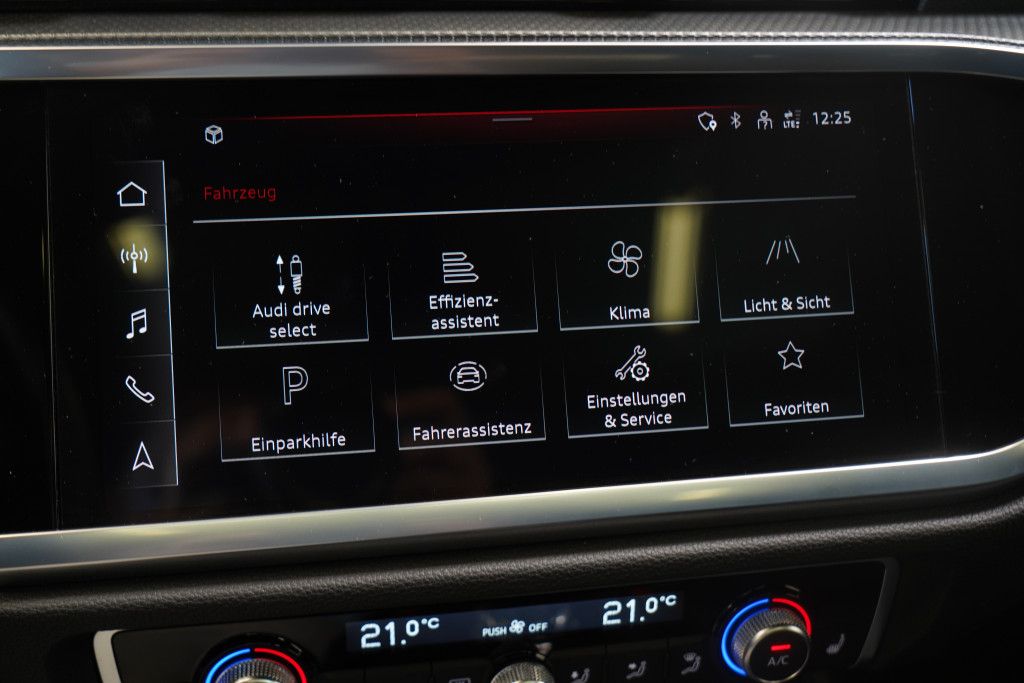 Audi Q3 40 TDI q. Sportback S line - Samsaru's Car Outlet