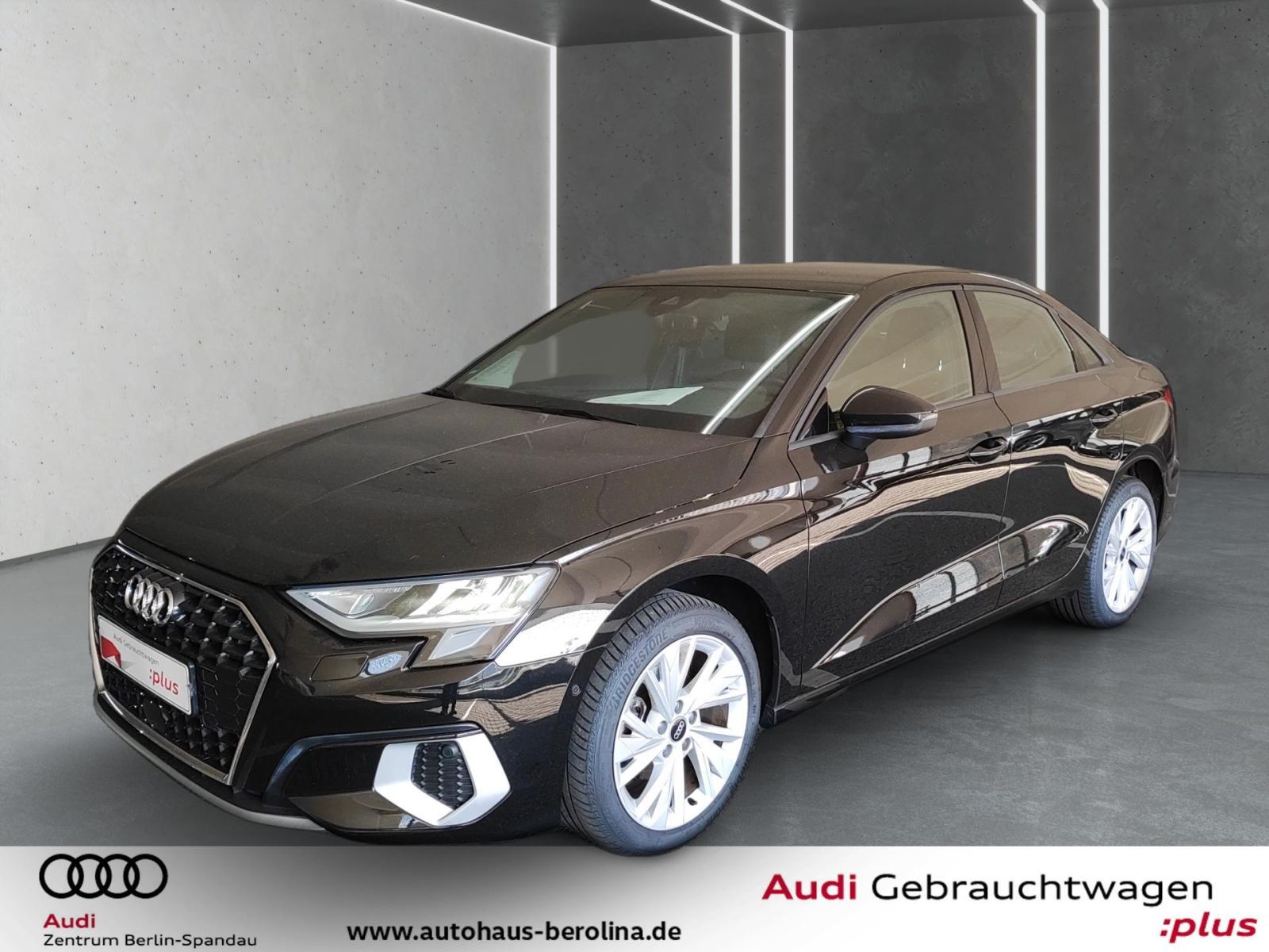Audi A3 Lim. 30 TFSI Adv. S tronic *ACC*NAV+*R-CAM*