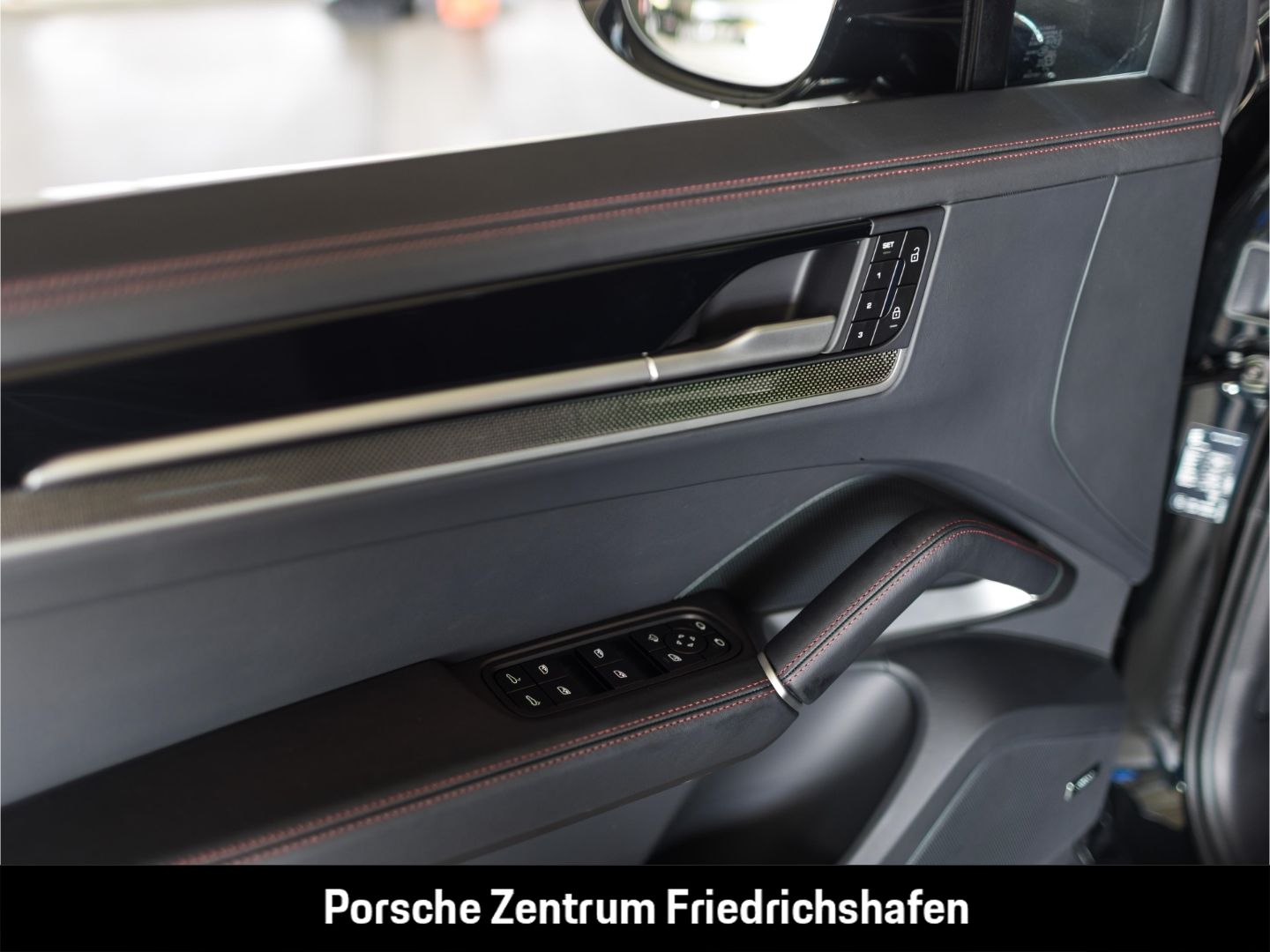 Porsche Cayenne GTS HA-Lenkung InnoDrive Head-Up BOSE