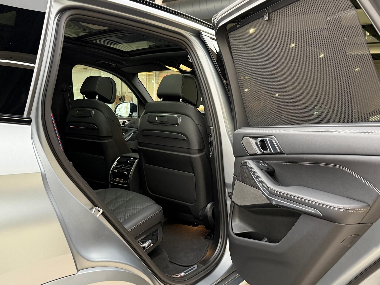 BMW X5 30d xD M Sport*FROZEN*7-Sitz*Pano-SKY*Massage