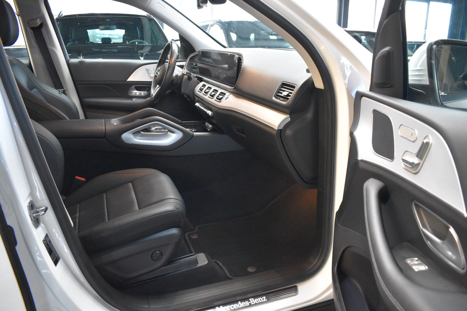 Mercedes-Benz GLE 350 e 4Matic*LEDER*KAMERA*AHK*LED*WIDESCREEN