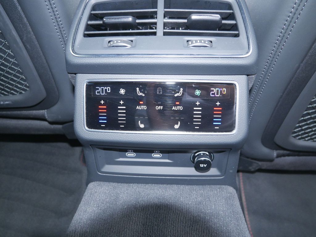 Audi RS6 Avant quattro performance STANDHZ+HUD+B&O+SH