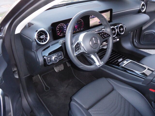 Mercedes-Benz A 200 d Progressive - Samsaru's Car Outlet