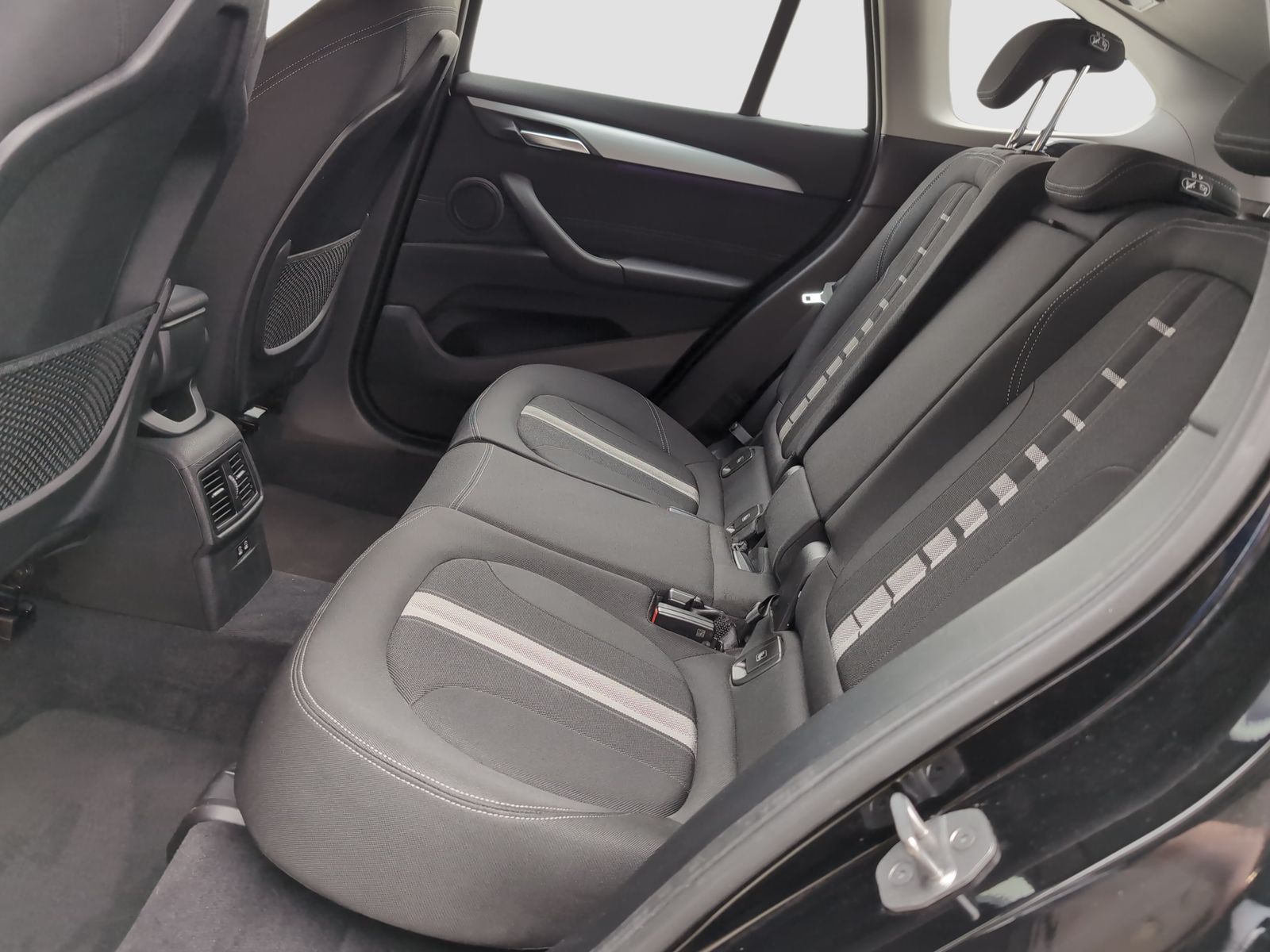 BMW X1 xDrive20d - Samsaru's Car Outlet