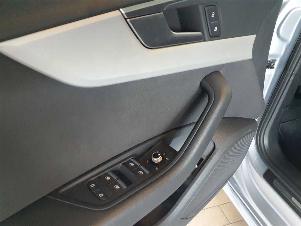Audi A4 Avant 35 2.0 TDI S-tronic - Samsaru's Car Outlet