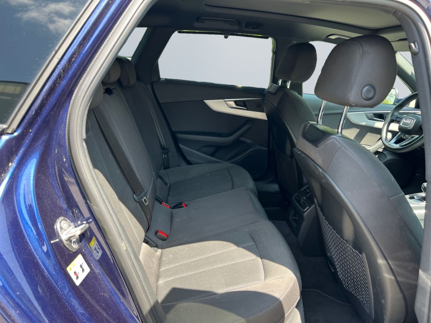 Audi A4 Avant 50 TDI quattro S line - Samsaru's Car Outlet