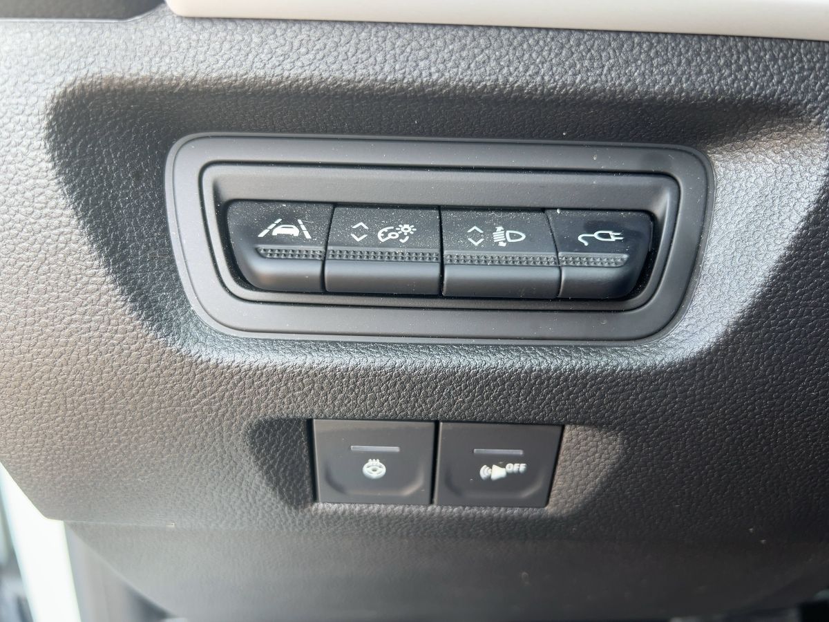Renault ZOE EXPERIENCE R110 - Samsaru's Car Outlet