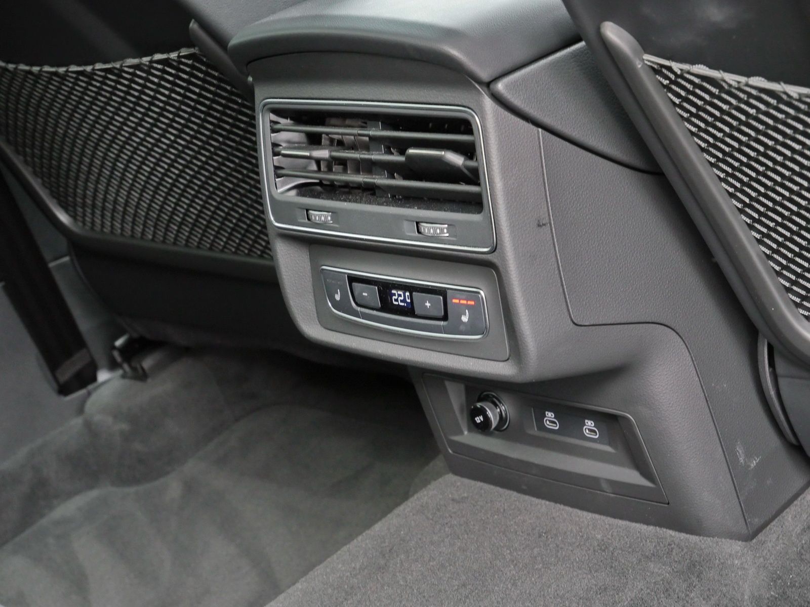 Audi Q8 60 TFSIe quattro S line AHK*Air*Pano*360°*HuD