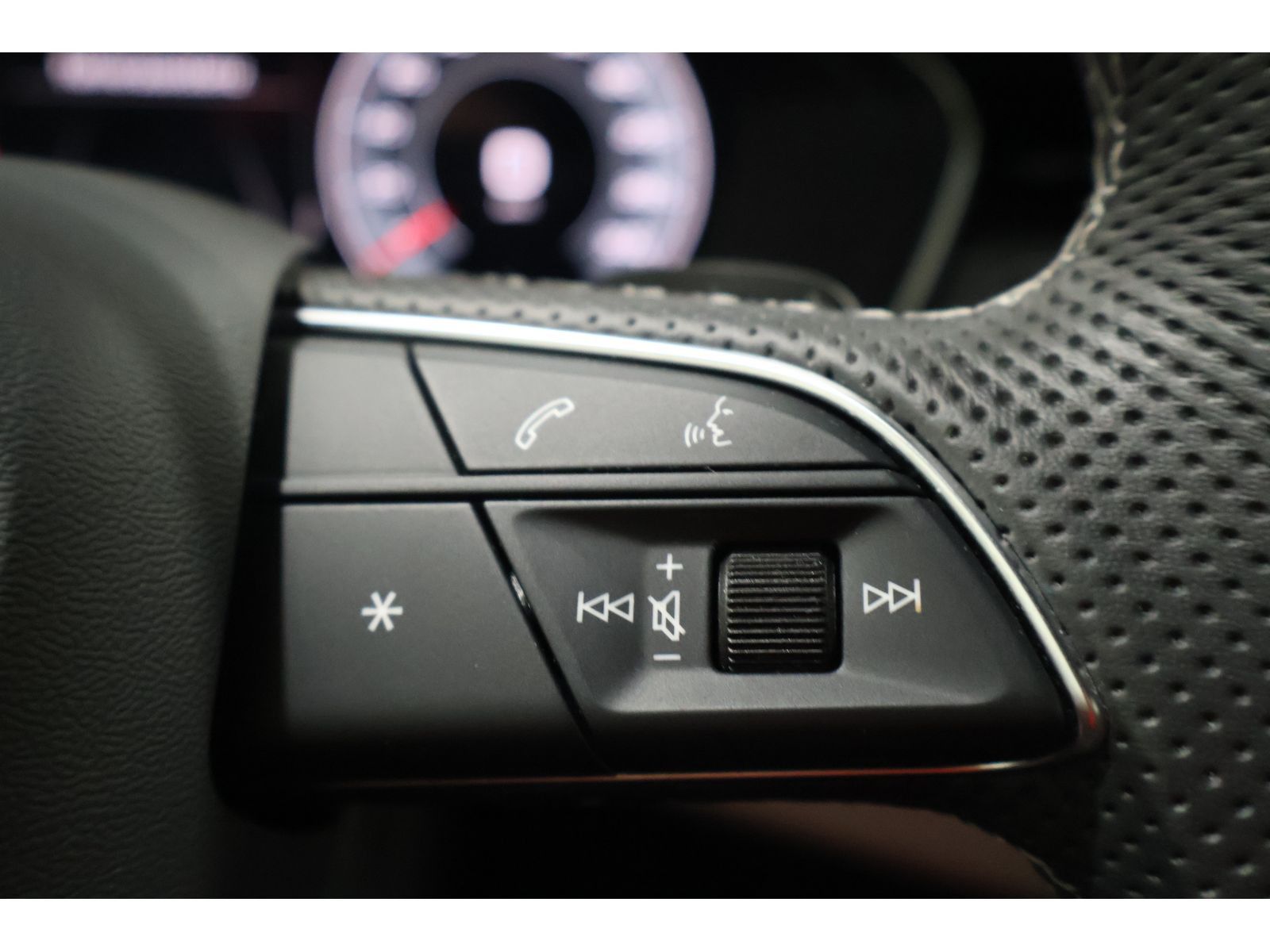 Audi A4 Avant 50 TDI quattro S line Matrix*SH*VC+