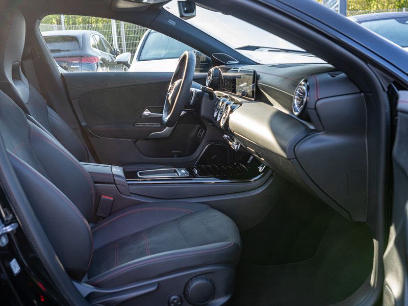 Mercedes-Benz CLA 250 4M Coupé AMG-Sport - Samsaru's Car Outlet
