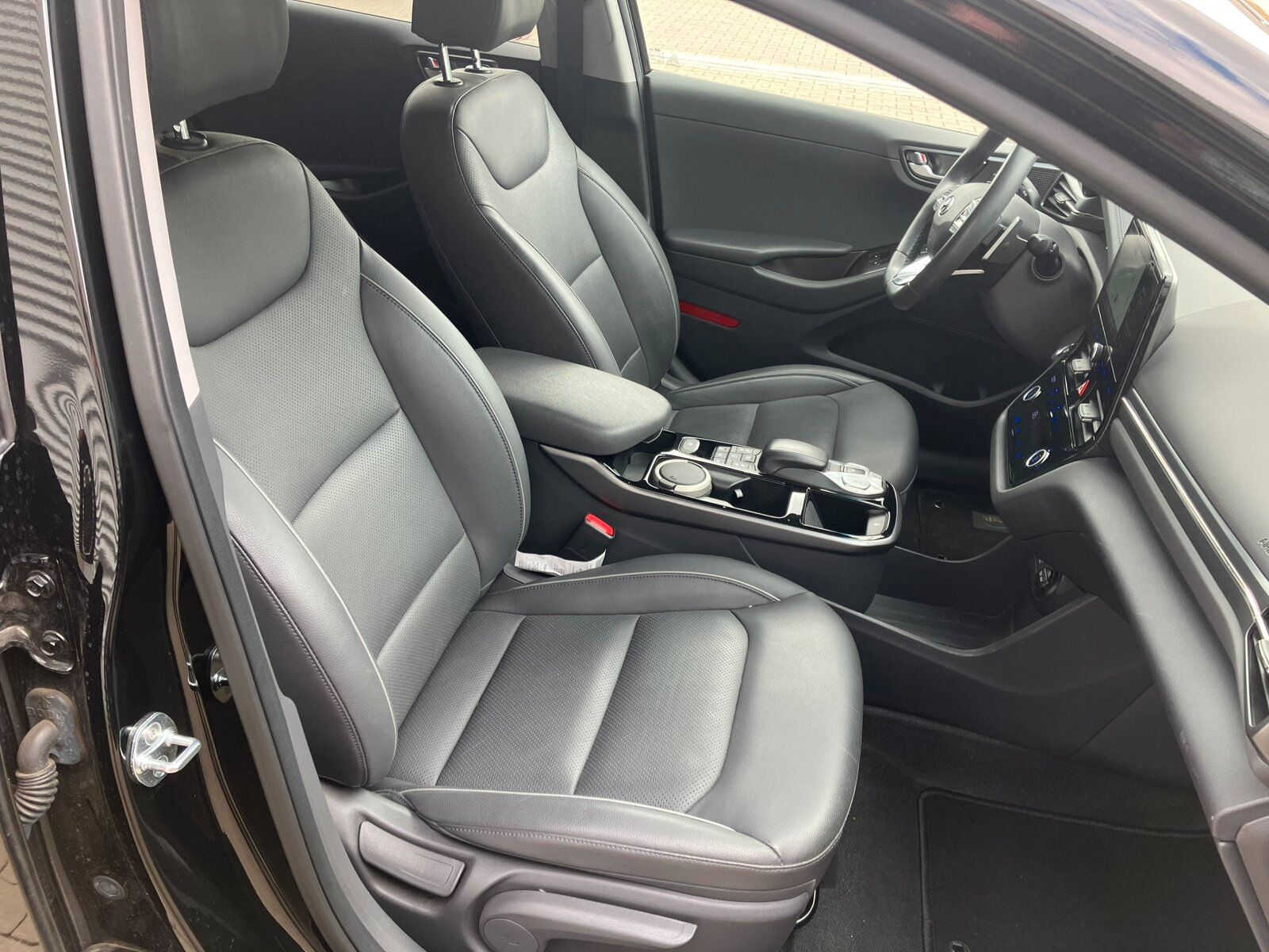 Hyundai IONIQ Prime - Samsaru's Car Outlet