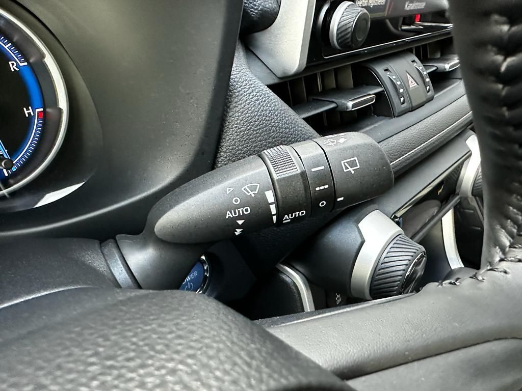 Toyota RAV 4 2.5 Hybrid CVT 4x4 Active Navi LED PDC e.H