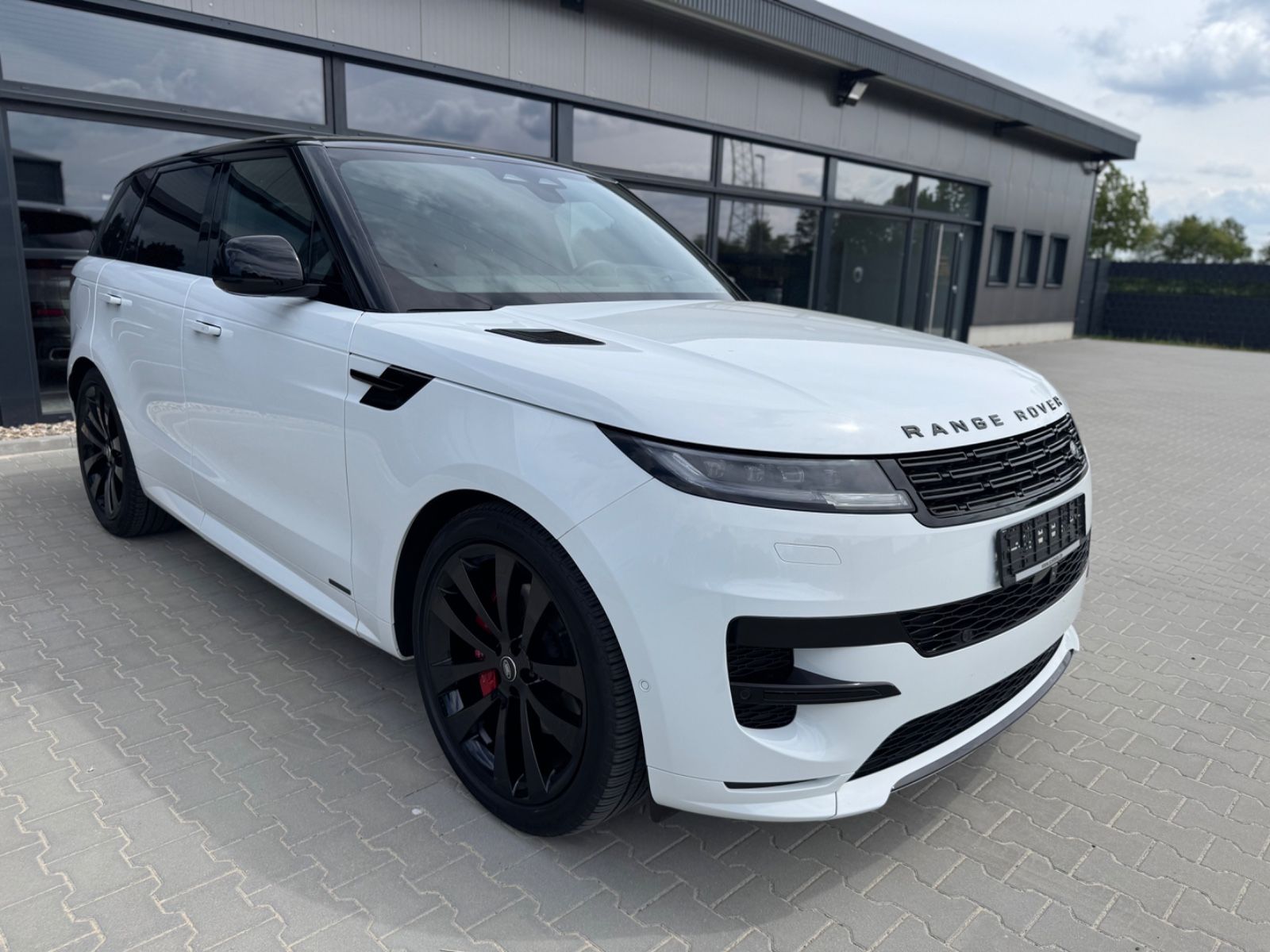 Range Rover Sport Autobiography - Samsaru's Car Outlet