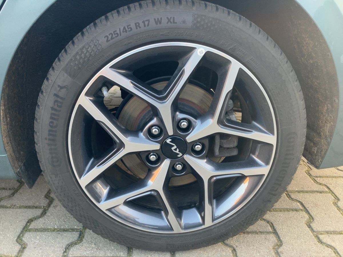 Kia Ceed Sportswagon - Samsaru's Car Outlet