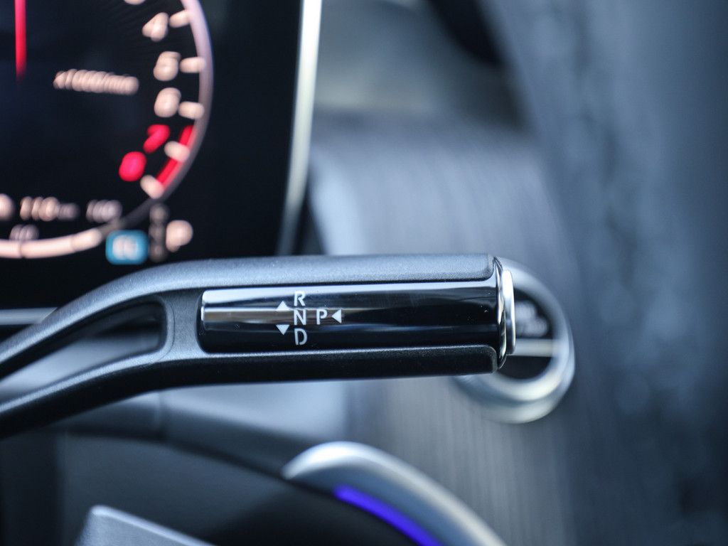 Mercedes-Benz GLC 300 e 4M Avantgarde Advanced Plus - Samsaru's Car Outlet