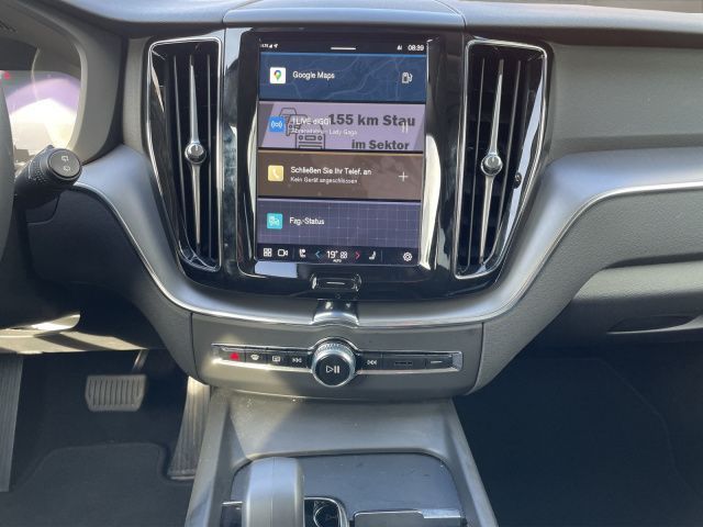 Volvo XC60 B4 Core - Samsaru's Car Outlet