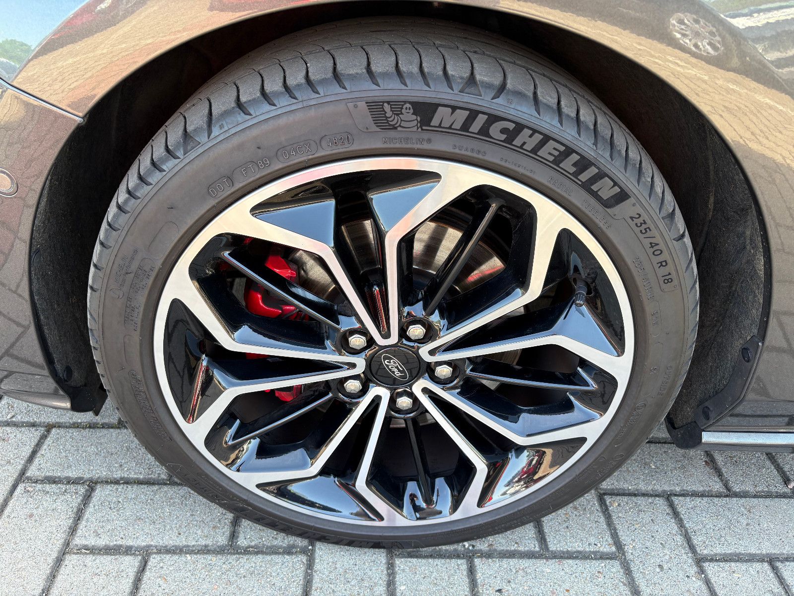 Ford Focus Turnier ST-Line X AHK NAVI LED PANO-SD EHK