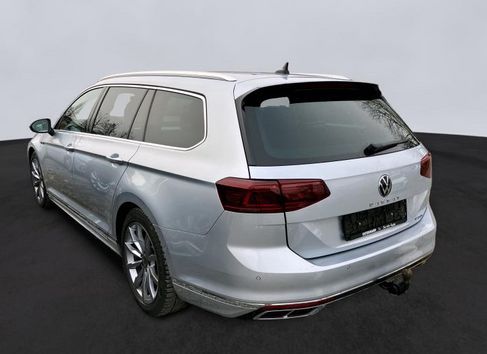 Volkswagen Passat Variant 2.0 TDI DSG 4MOTION R-Line | PANO
