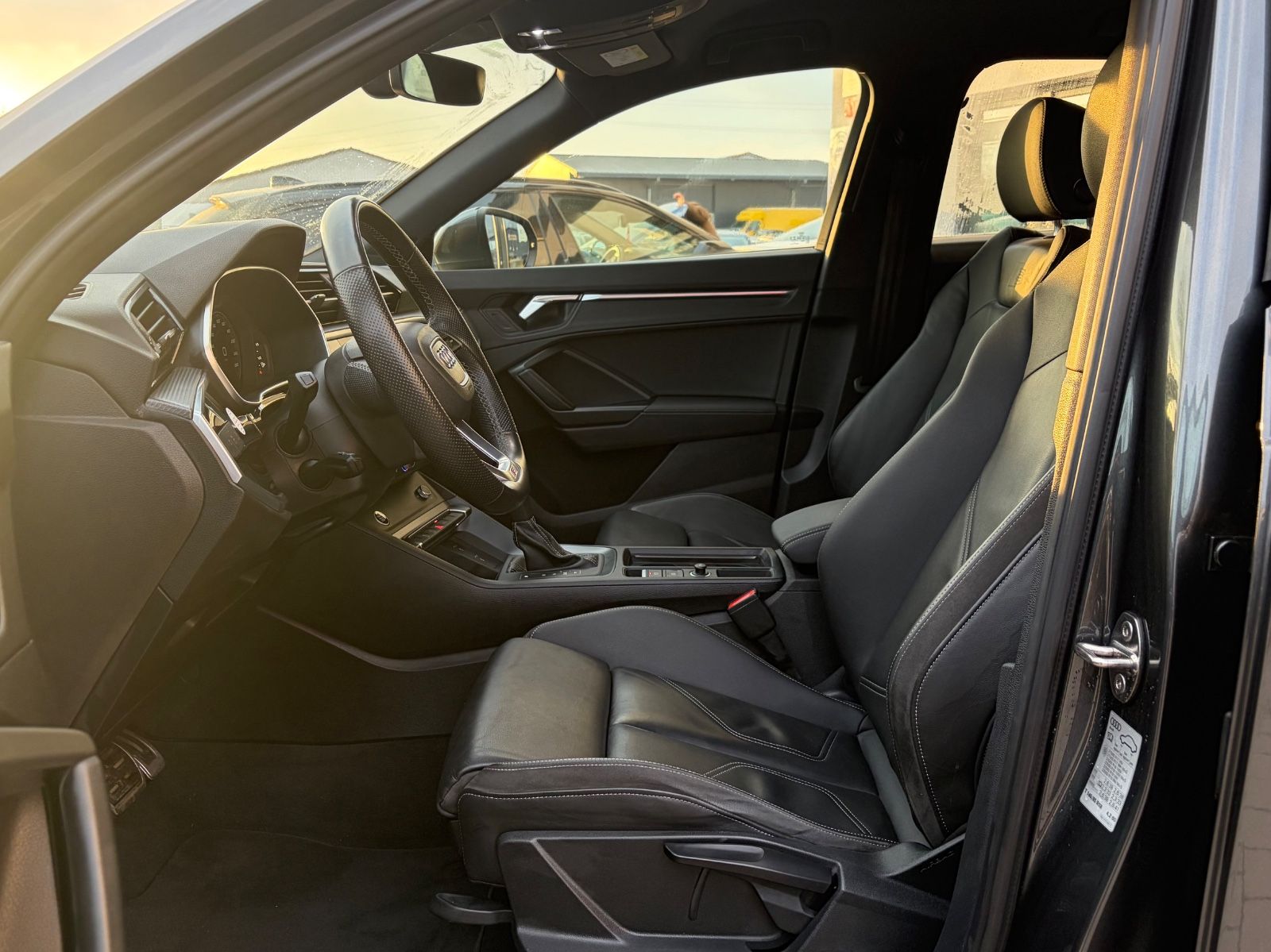 Audi Q3 40 TFSI quattro S line ACC Lane RFK ViCo