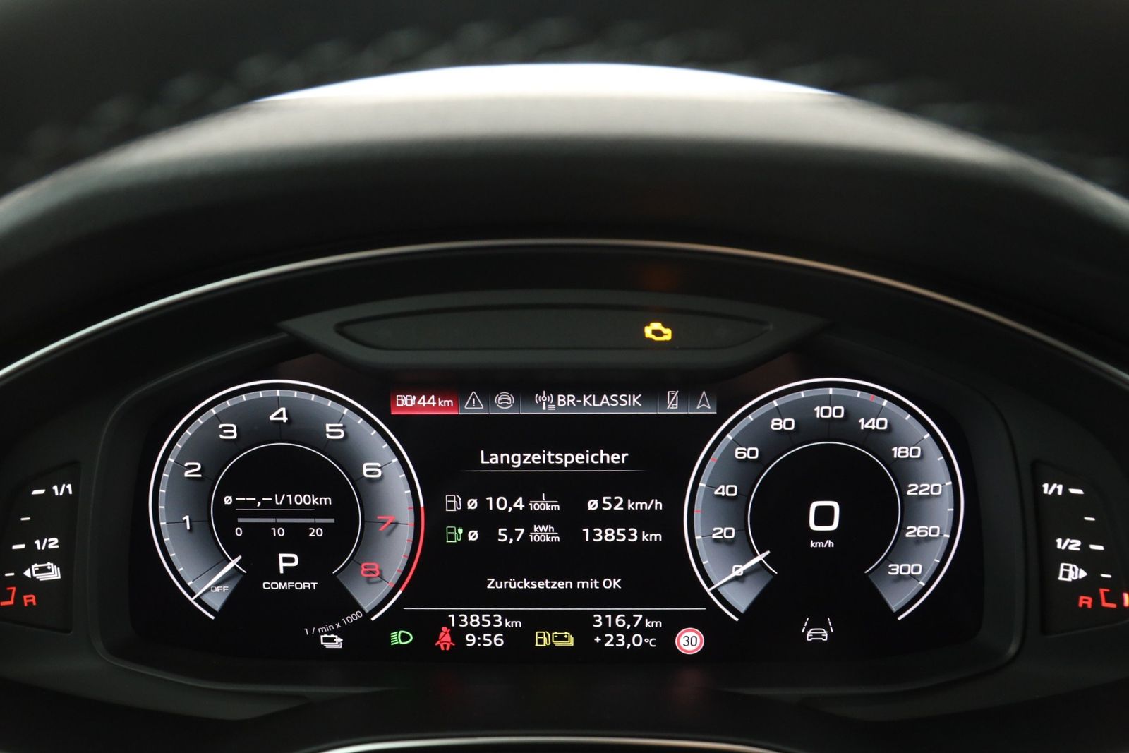 Audi A6 Avant 55 TFSI e quattro S line AHK
