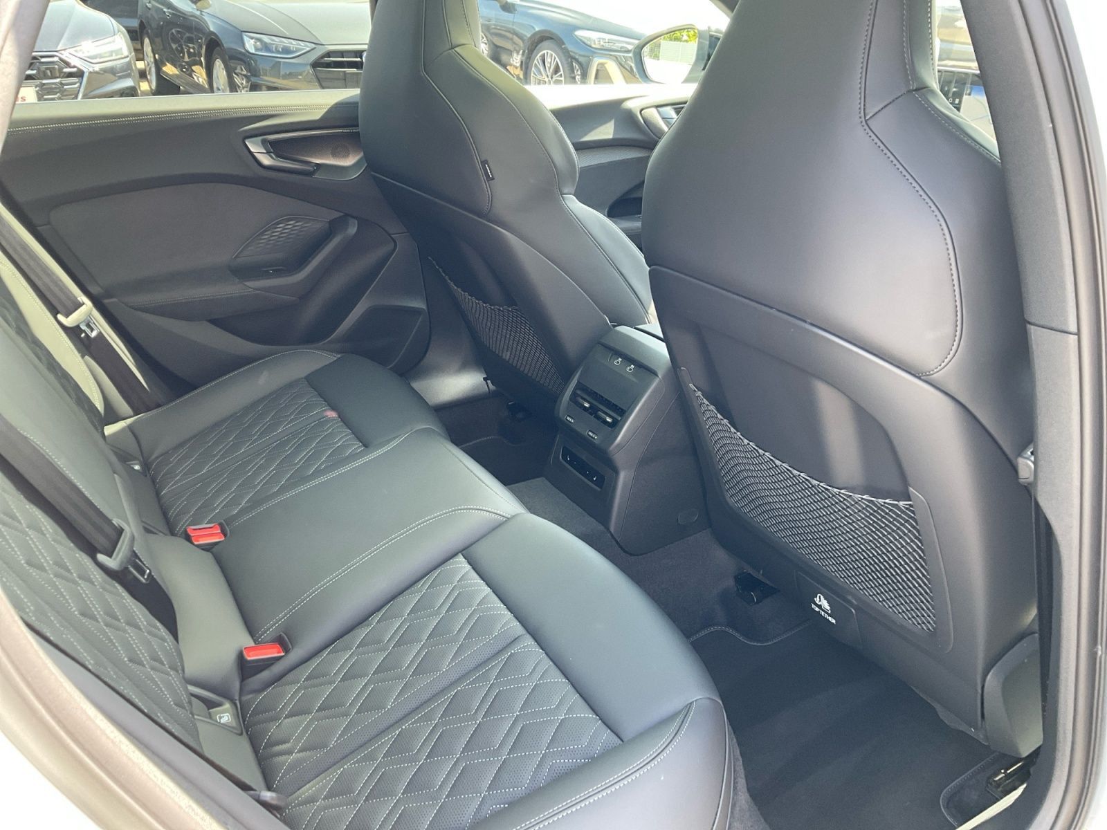Audi A5 Avant e-Hybrid 2x S-line Pano Matrix B&O AHK