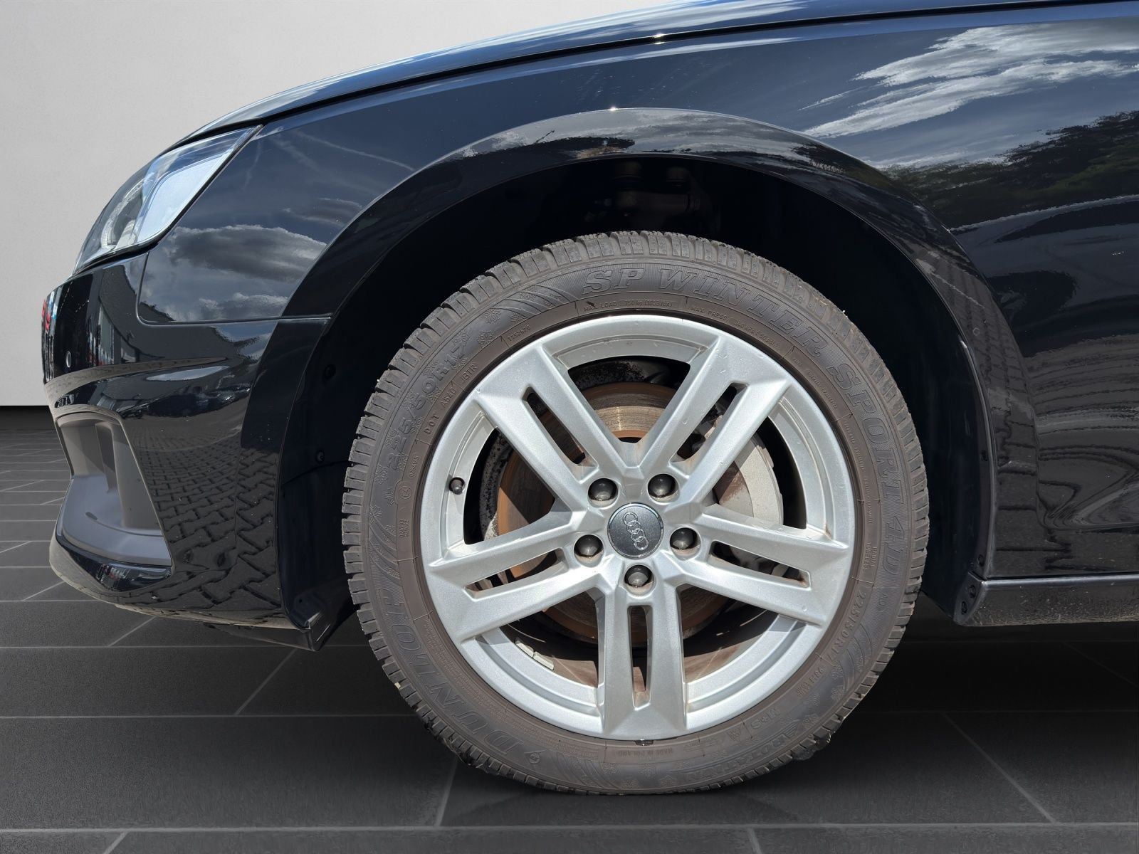 Audi A4 Avant 40 TFSI S tronic - Samsaru's Car Outlet