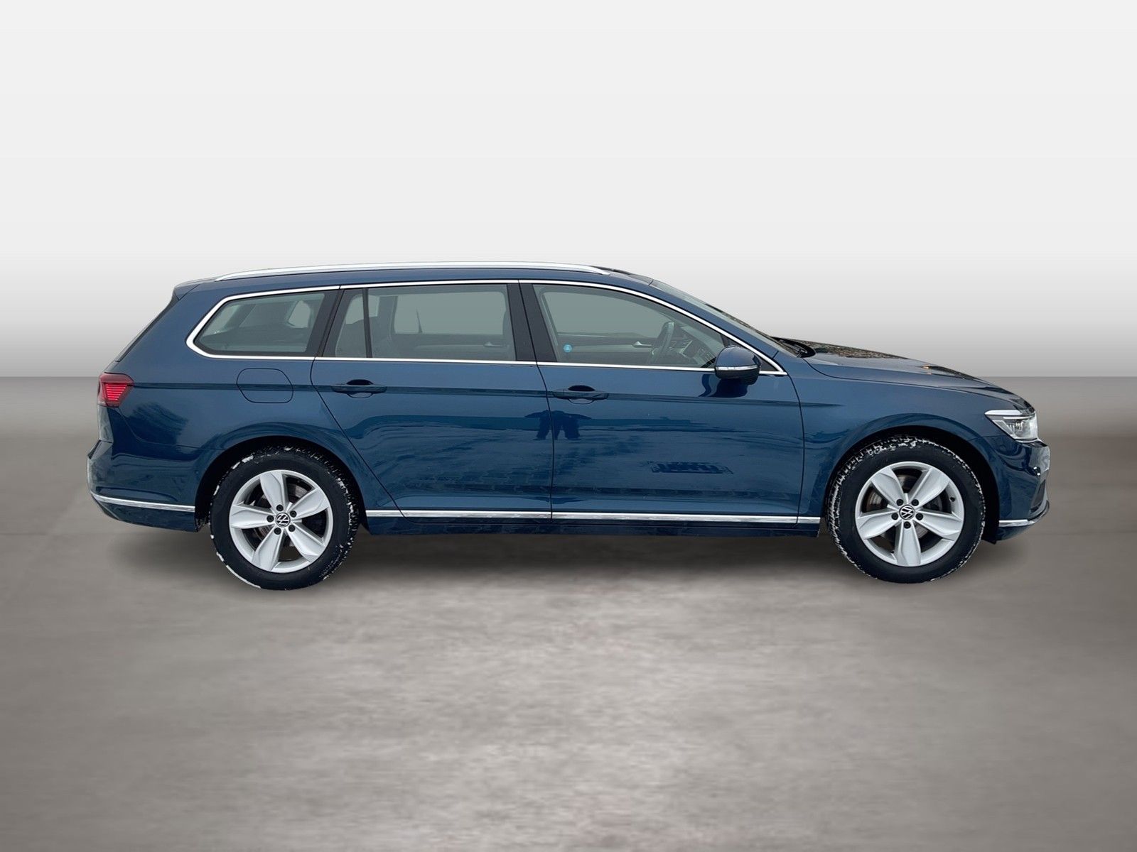 Volkswagen Passat Variant 2.0 TDI Elegance 4M NP: 73.874