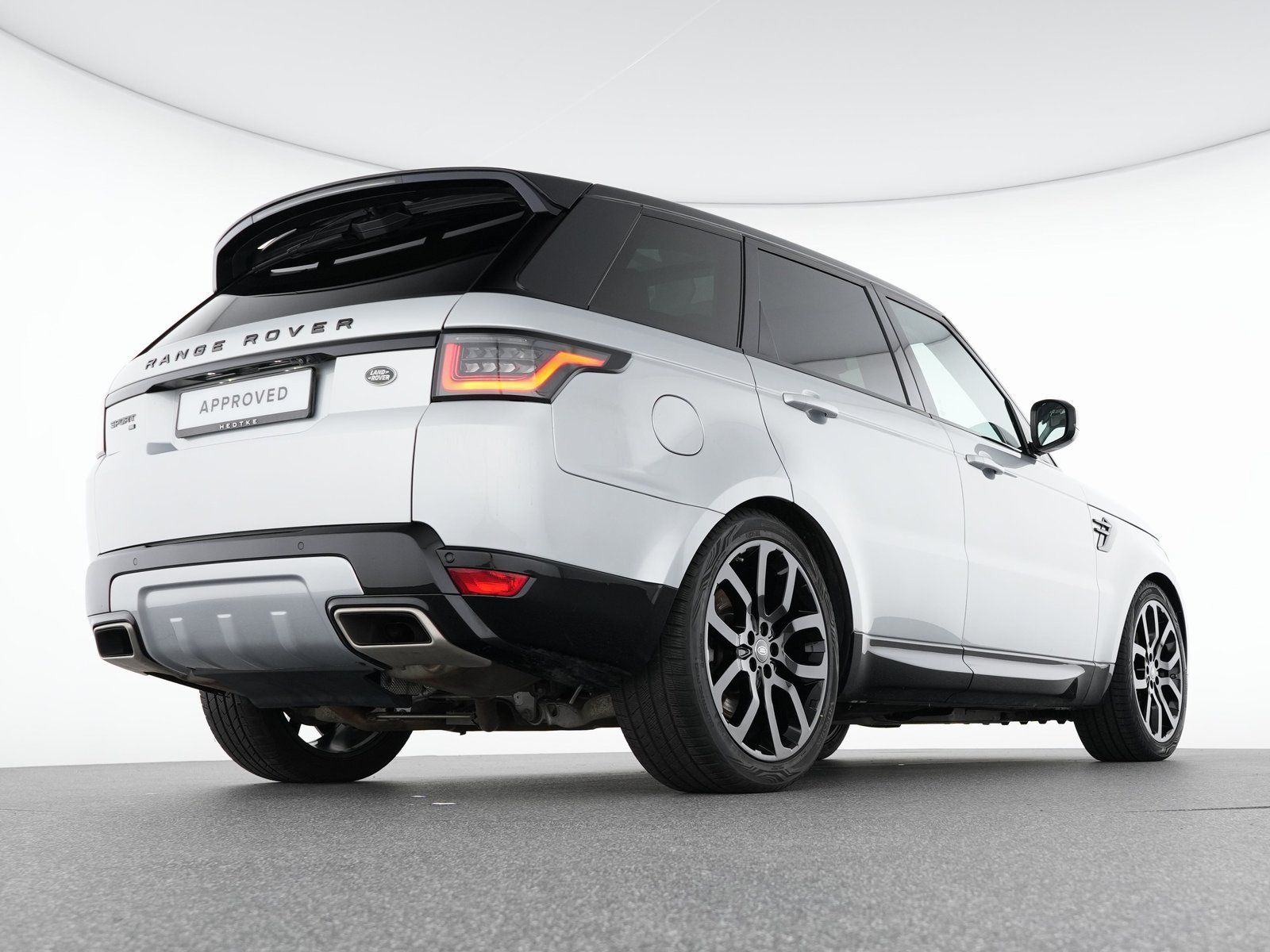 Range Rover Sport SDV6 HSE Black - Samsaru's Car Outlet