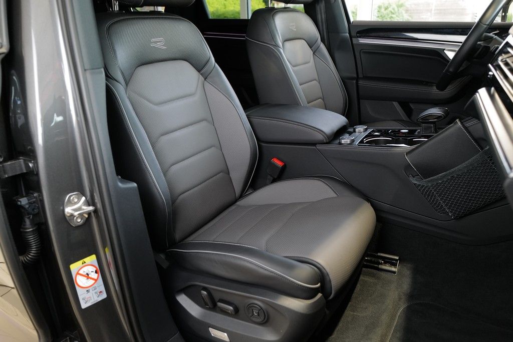 Volkswagen Touareg 3.0TDI R-Line BlackStyle Allradlenk StdH