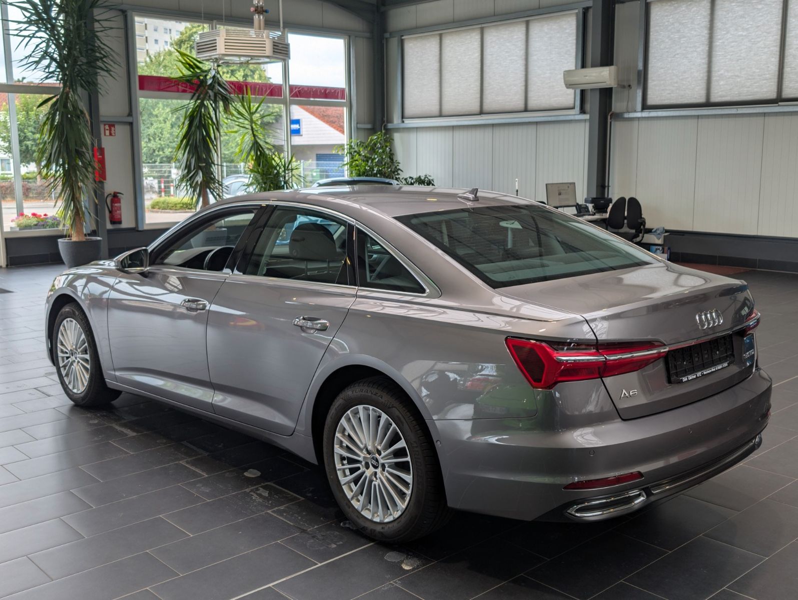 Audi A6 Lim 35 TDI S tronic design - Samsaru's Car Outlet