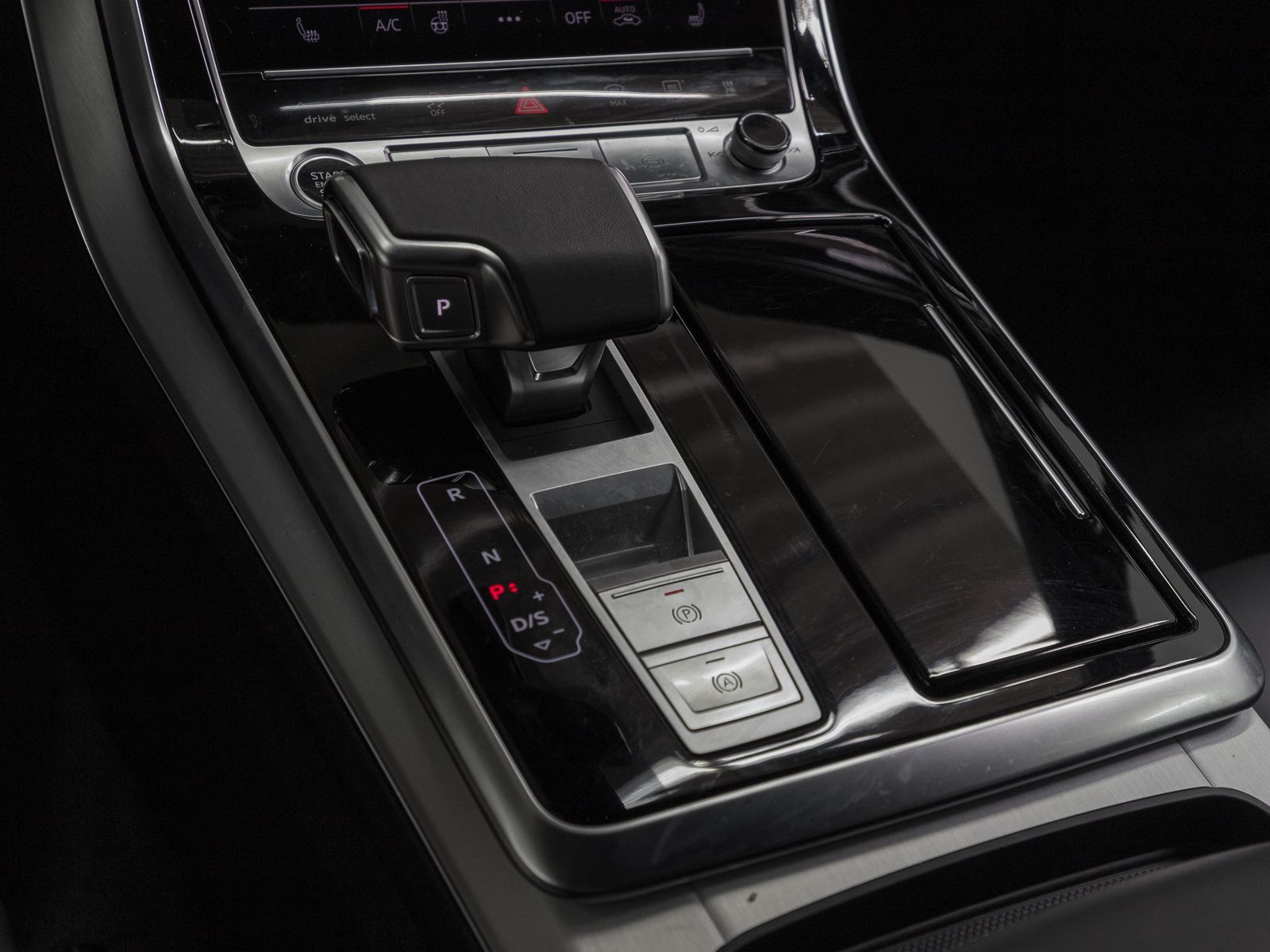 Audi Q7 50 TDI Q 2x S LINE NP127 PANO 7-SITZE LM22