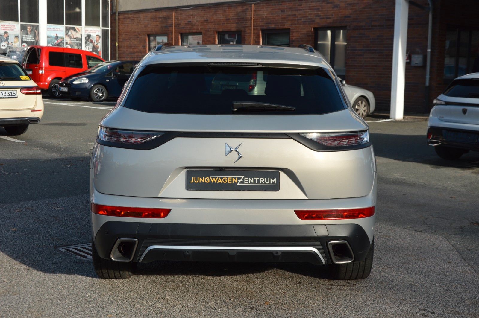 DS Automobiles DS 7 E-Tense 4x4 Perf."PANO"FOCAL"KEYLESS"KAMERA
