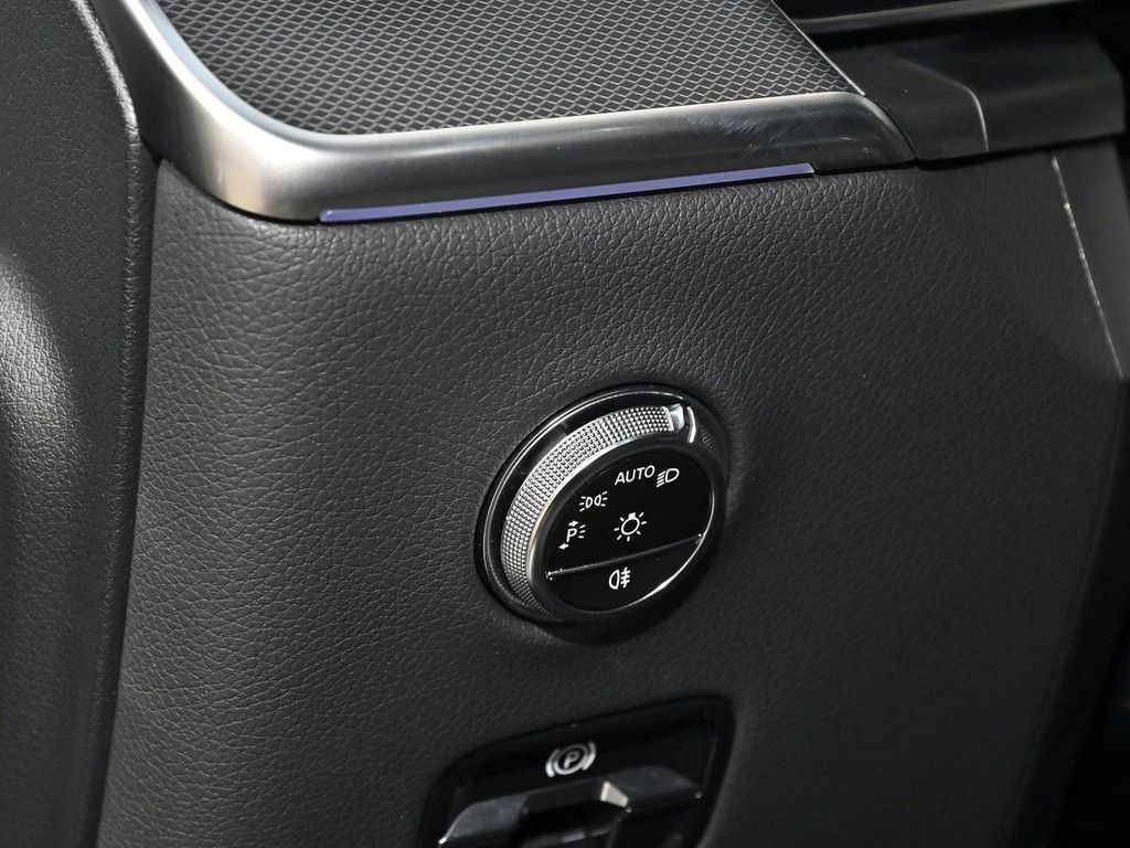 Mercedes-Benz GLC 300 de 4M Avantgarde Advanced Plus - Samsaru's Car Outlet