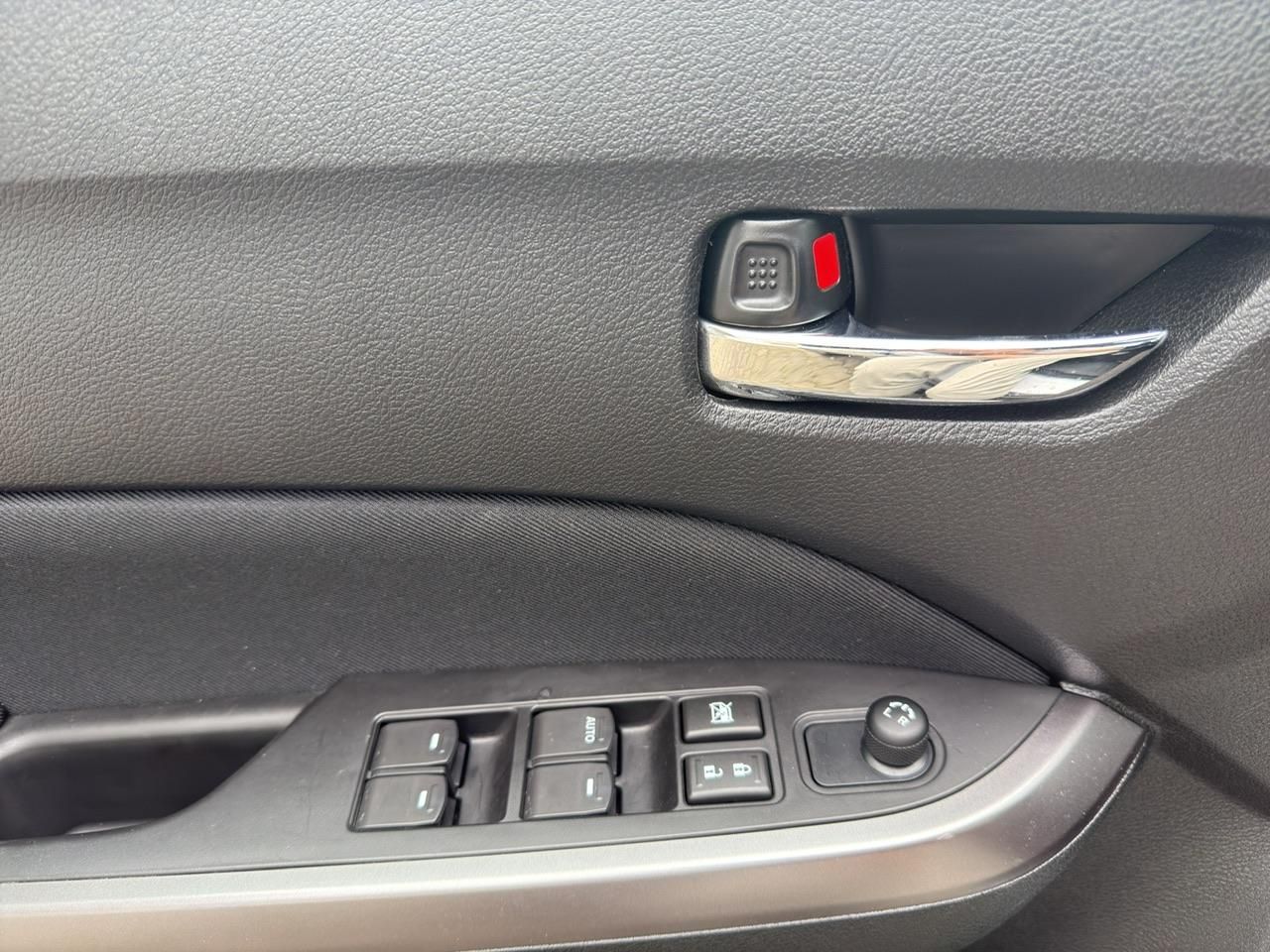 Suzuki Vitara 1.4 Mild-Hybrid GL 4x4 - Samsaru's Car Outlet
