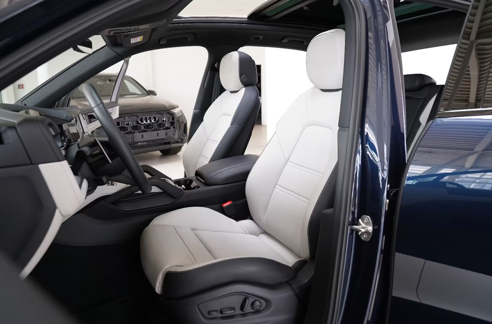 Porsche Cayenne E-Hybrid Pano Aero Design BOSE Sport 360