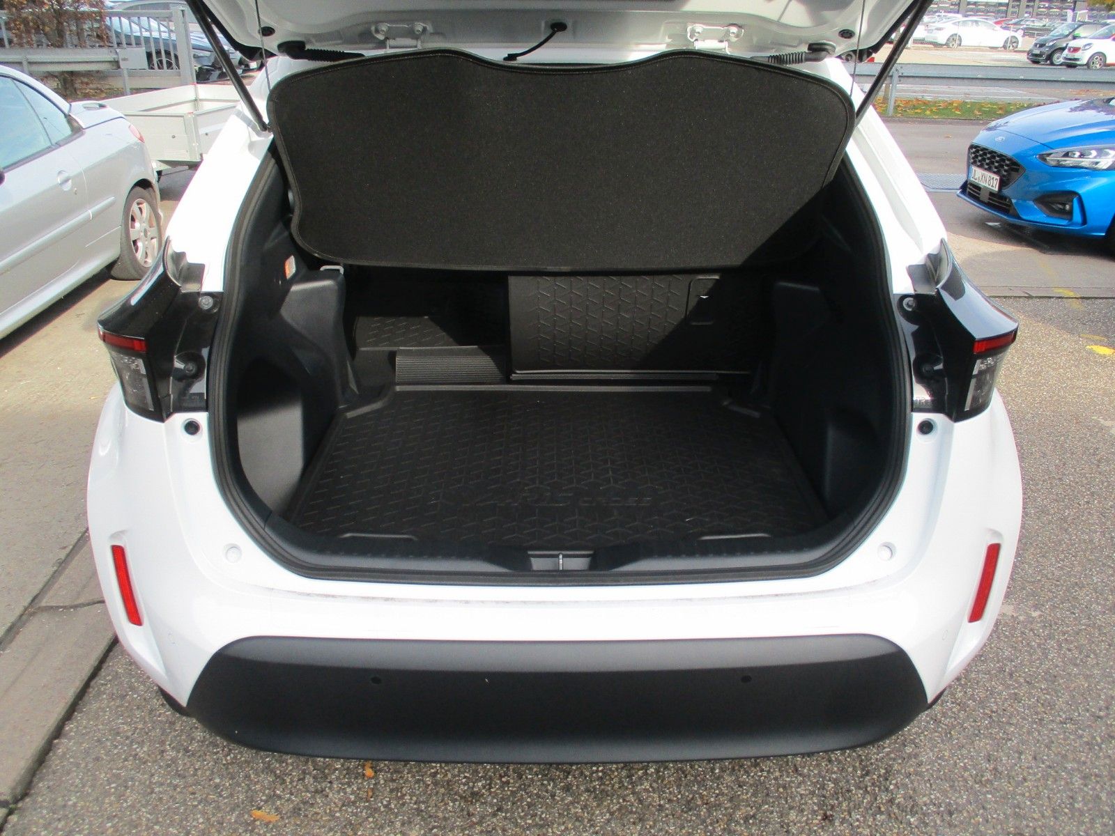 Toyota Yaris Cross Hybrid Team D, Navi, Kamera, SHZ, TW