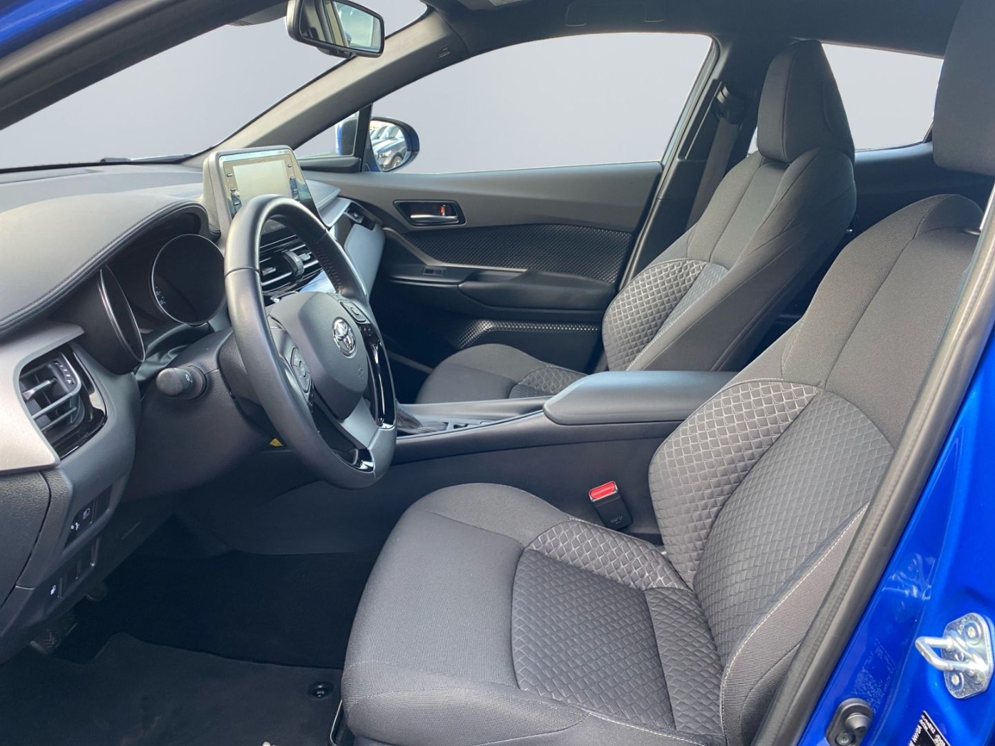 Toyota C-HR 1.8 Hybrid Business-Edition *NAVI*SHZ*Kamer