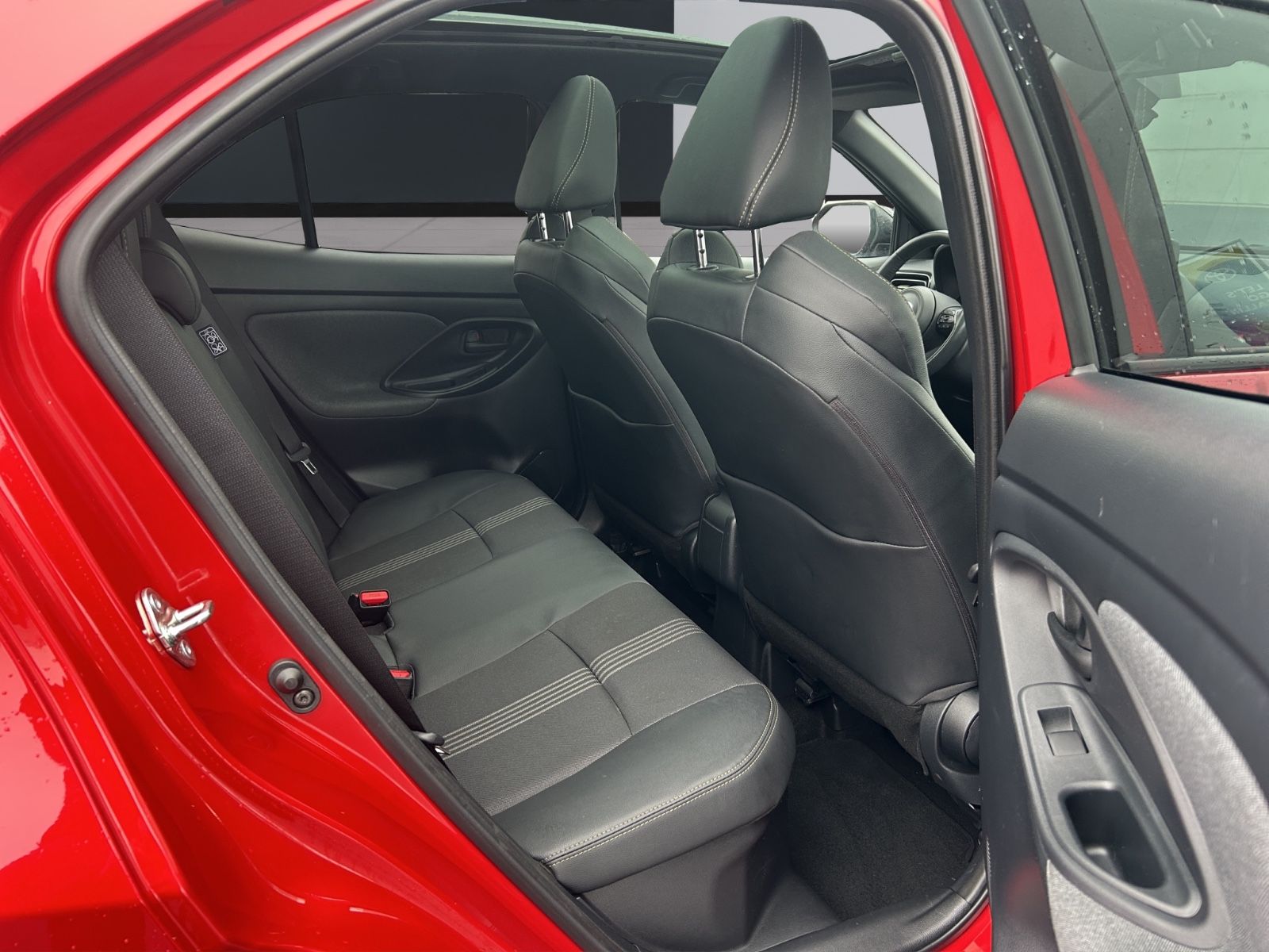 Toyota Yaris Cross Hybrid Adventure*Panorama*HUD*Matrix