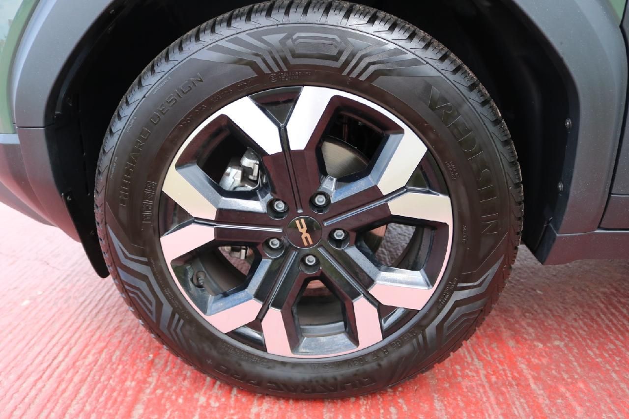 Dacia Duster III TCe 130 Extreme - Samsaru's Car Outlet