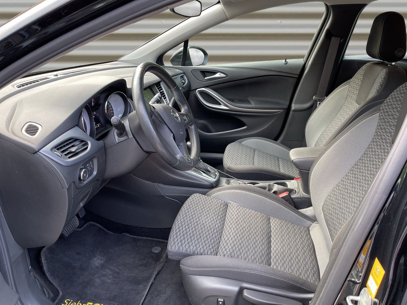 Opel Astra K 1.5 CDTI - Samsaru's Car Outlet