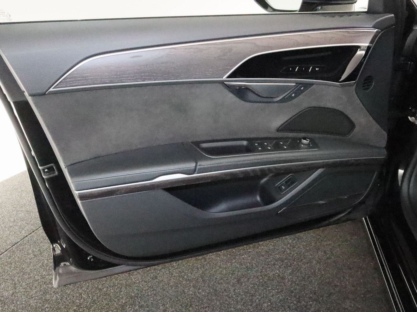 Audi A8 50 TDI quattro - Samsaru's Car Outlet