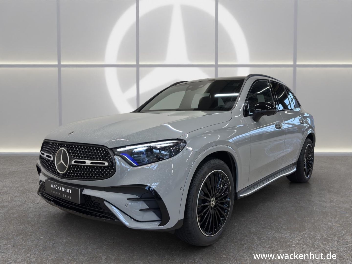 Mercedes-Benz GLC 300 4M EDITON AMG LINE ADVANCED PLUS+AHK+PAN