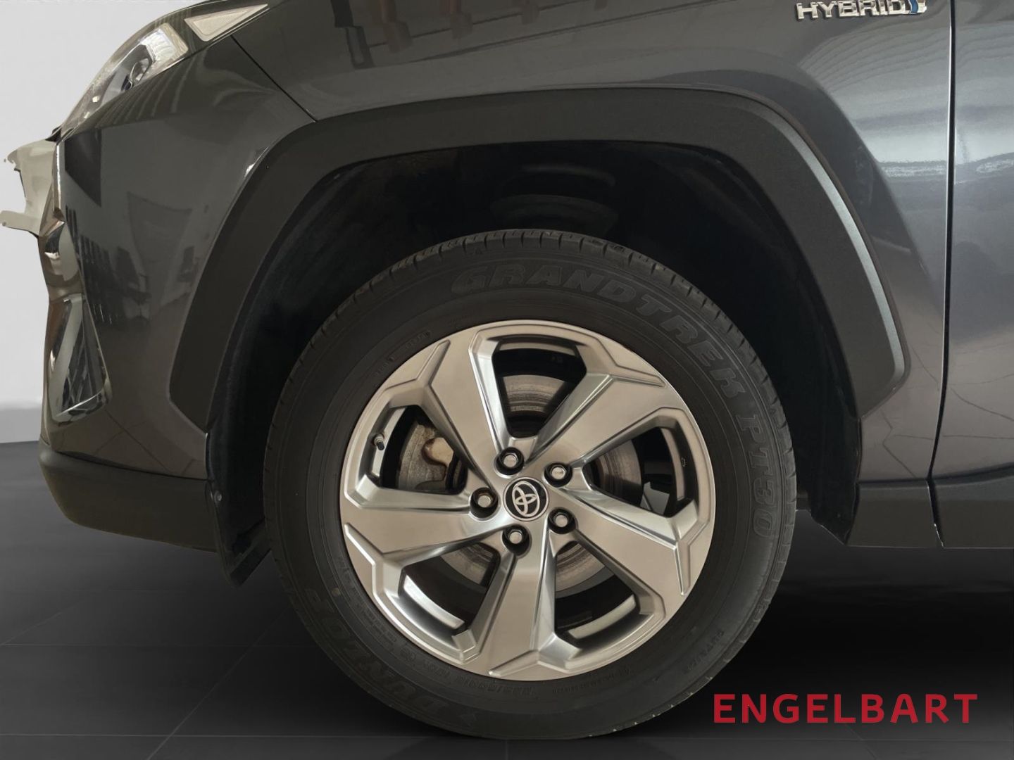 Toyota RAV 4 2.5 Hybrid - Samsaru's Car Outlet