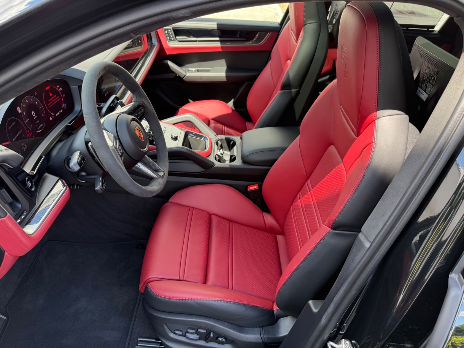 Porsche Cayenne E-Hybrid*Carbon*Hinterachslenkung*Sport*