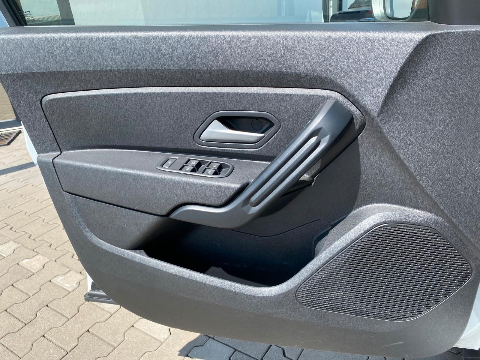 Dacia Duster II Expression 4WD - Samsaru's Car Outlet