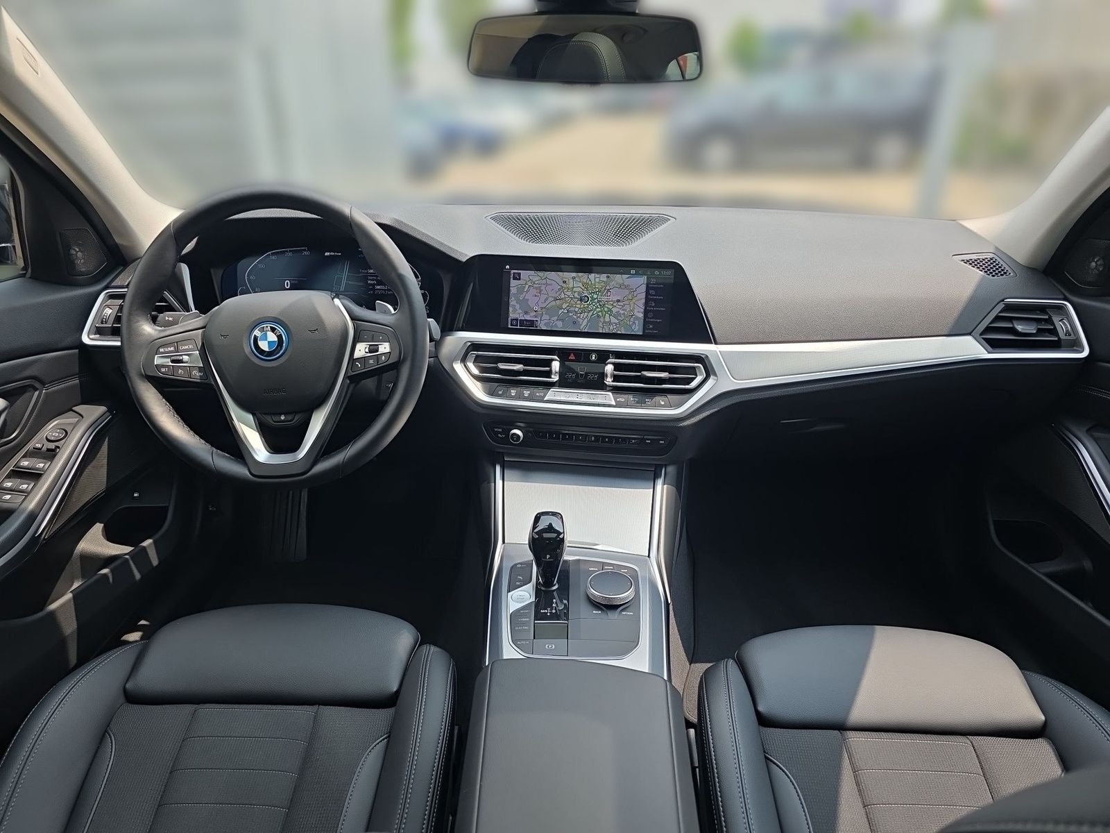 BMW 320e Sport-Line - Samsaru's Car Outlet