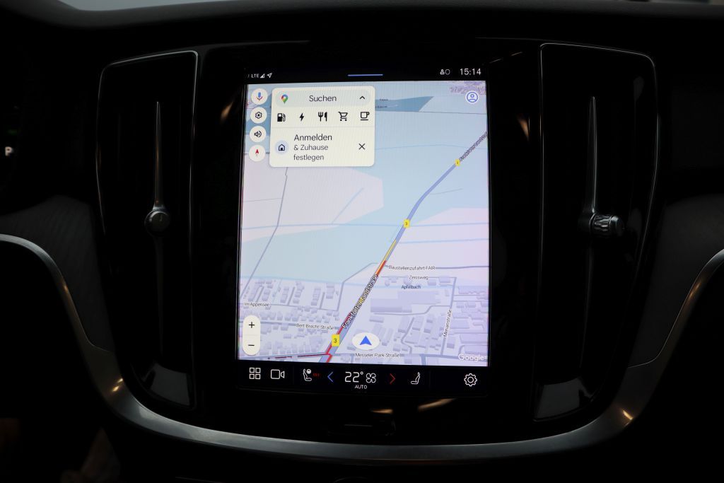 Volvo V60 T8 AWD Recharge Plus Dark|AHK|PANO|NAVI|SHZ