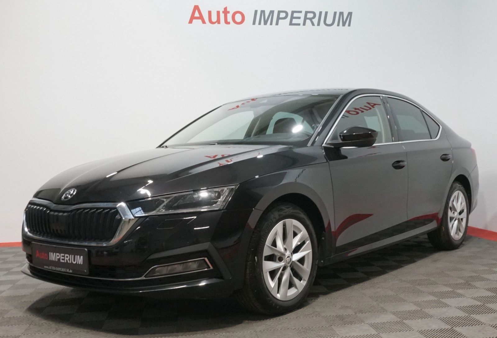 Skoda Octavia Lim. Style 2.0 TDI *Matrix*NAVI*HUD*