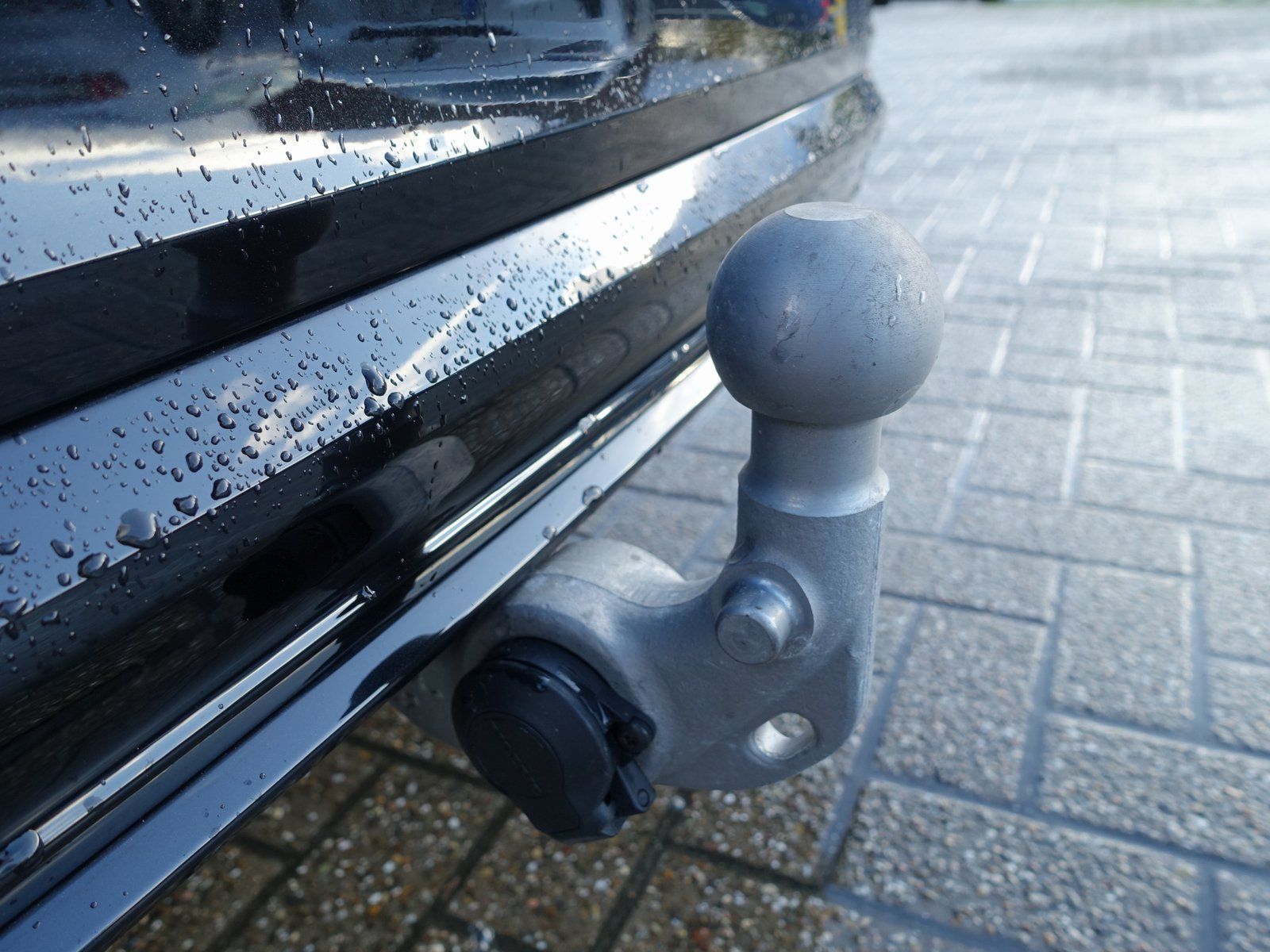 Volvo V60 Ultra Dark T8 AWD Plug-in Hybrid/360/B&W/AHK